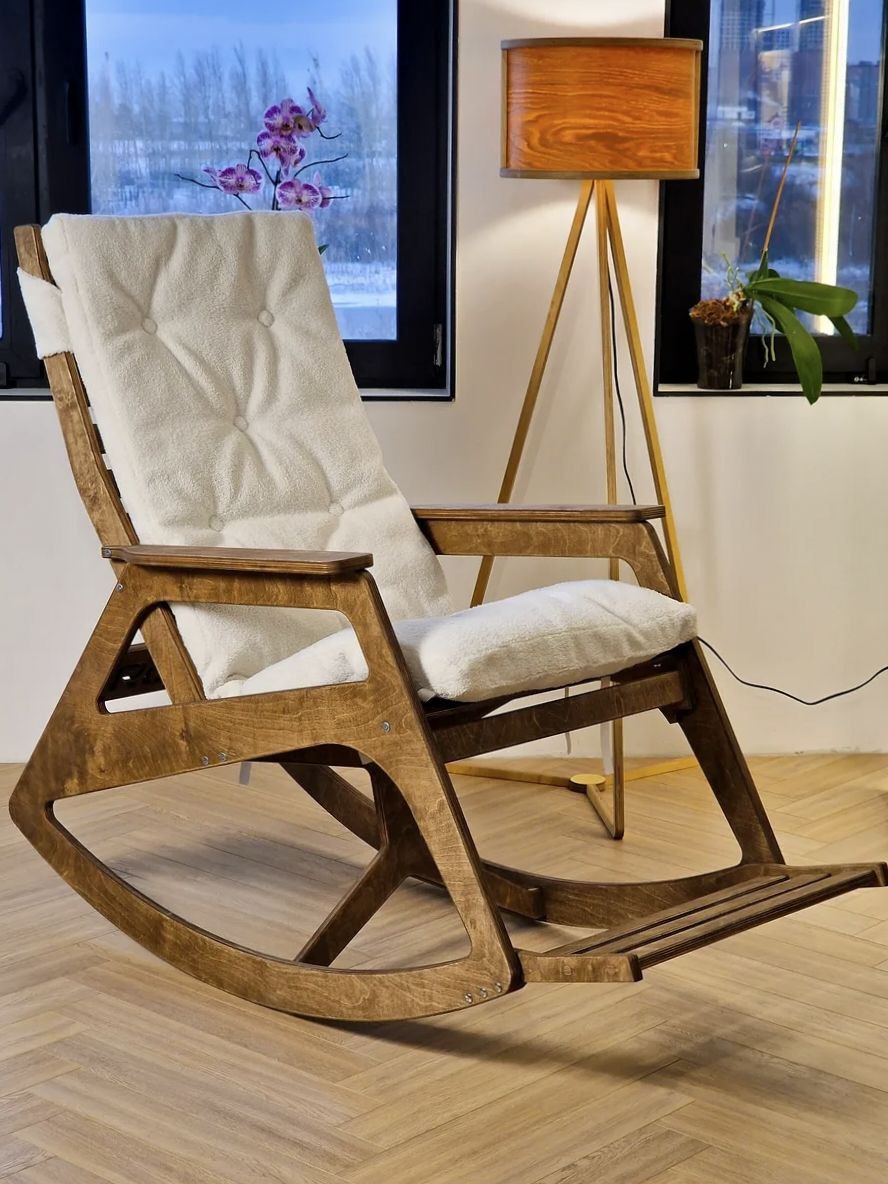 Современное кресло-качалка в интерьере